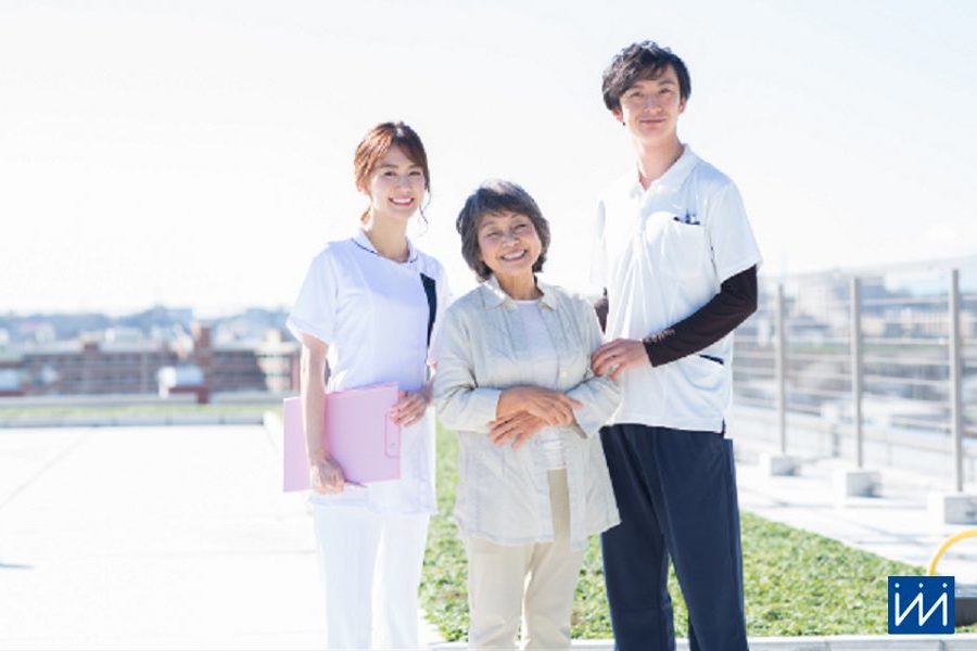 介護は一切ナシ★指示の元のお仕事だから未経験でも安心◆時給1,200円×平日のみ勤務もOK◆扶養内勤務や就業時間・日数など相談可◎ライフスタイルに合わせて働き方が選べる♪◆最寄り駅・電停から徒歩圏内♪交通機関での通勤もしやすい人気の職場◆当社スタッフも各部署で活躍中☆彡