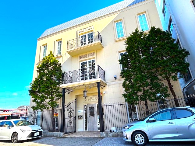 高時給1,200円●憧れの研究サポートのオシゴト♪●未経験OK！しっかり研修もあるので安心●コツコツ作業が好きな方におススメです♪●同業務の方が近くにいるためサポート体制ばっちり！●嬉しい土日祝休み